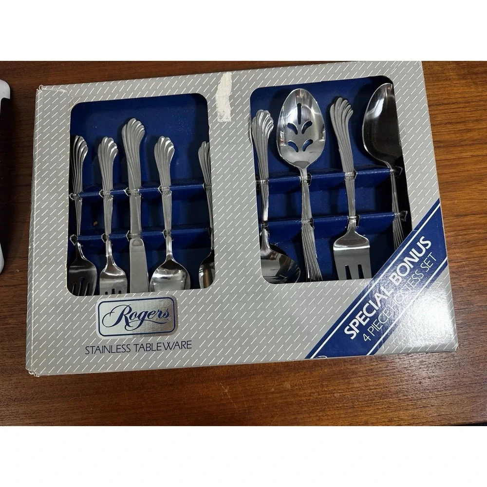 Vtg NOS ROGERS DAWN Stainless Steel Flatware Service For 8 + Serving